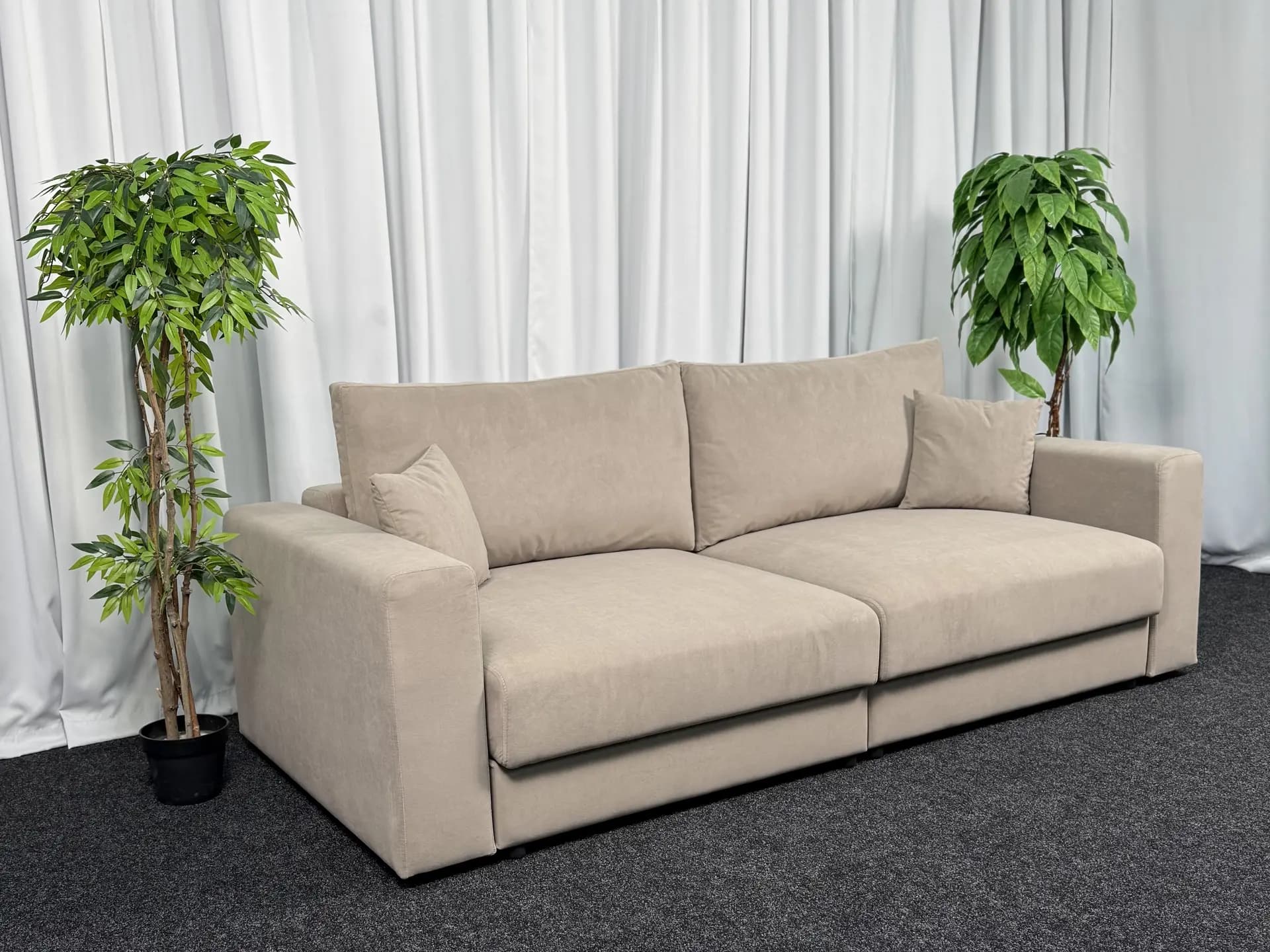 Прямой диван Ванди 001 размер: M, цвет: бежевый Furla 230