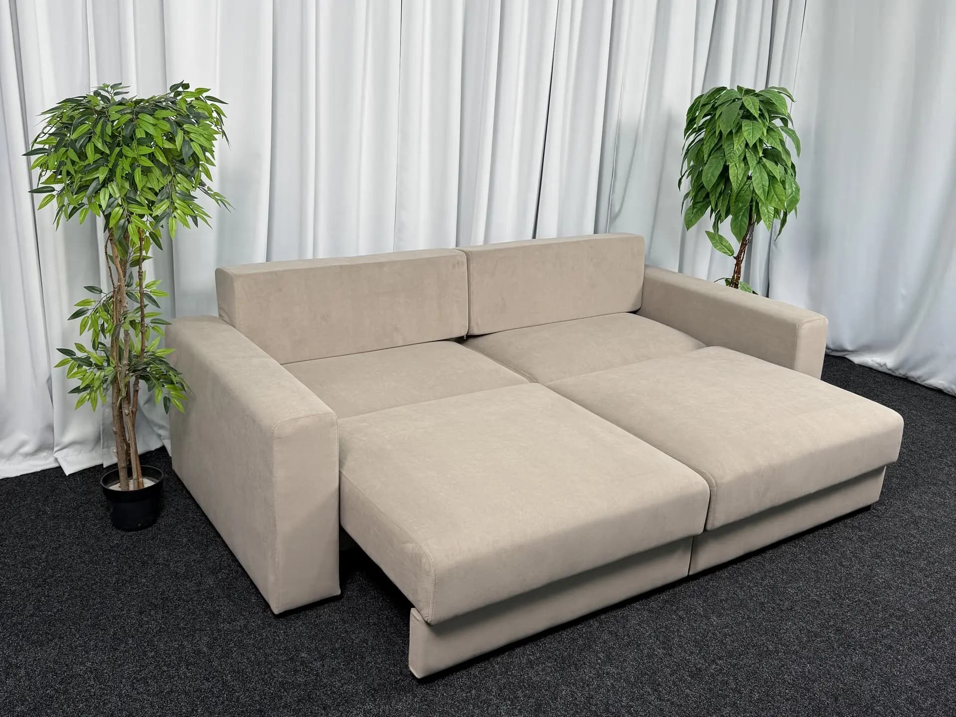 Прямой диван Ванди 001 размер: M, цвет: бежевый Furla 230