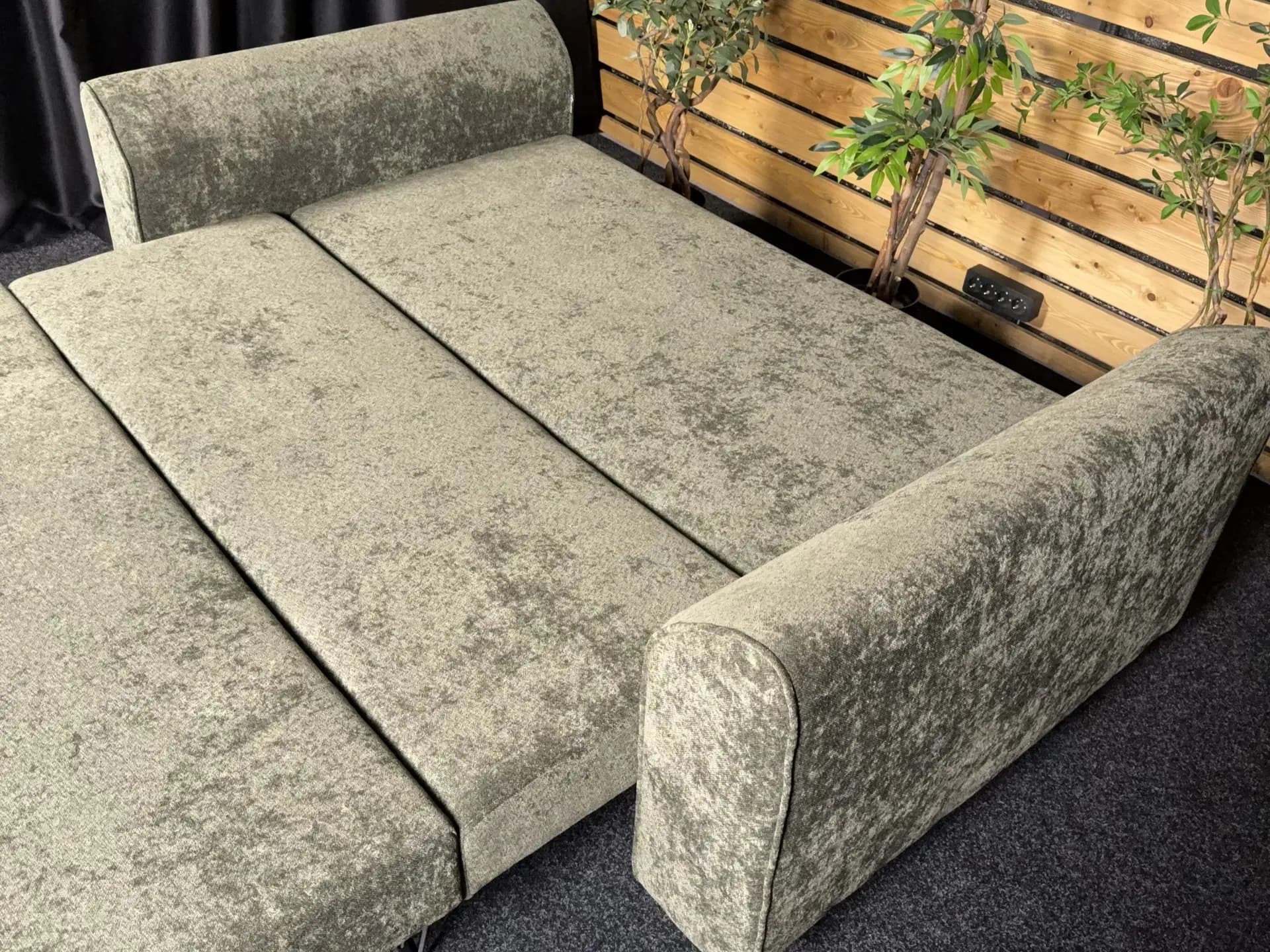 Малогабаритный диван Ванди М1 180 размер: S, цвет: зеленый Rialto 10 Chrysolite